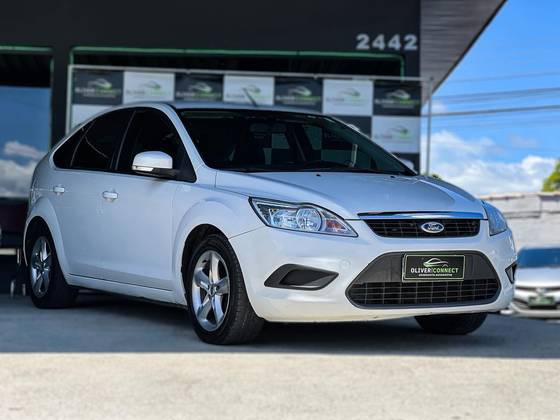 FORD FOCUS 1.6 8V GASOLINA 4P MANUAL